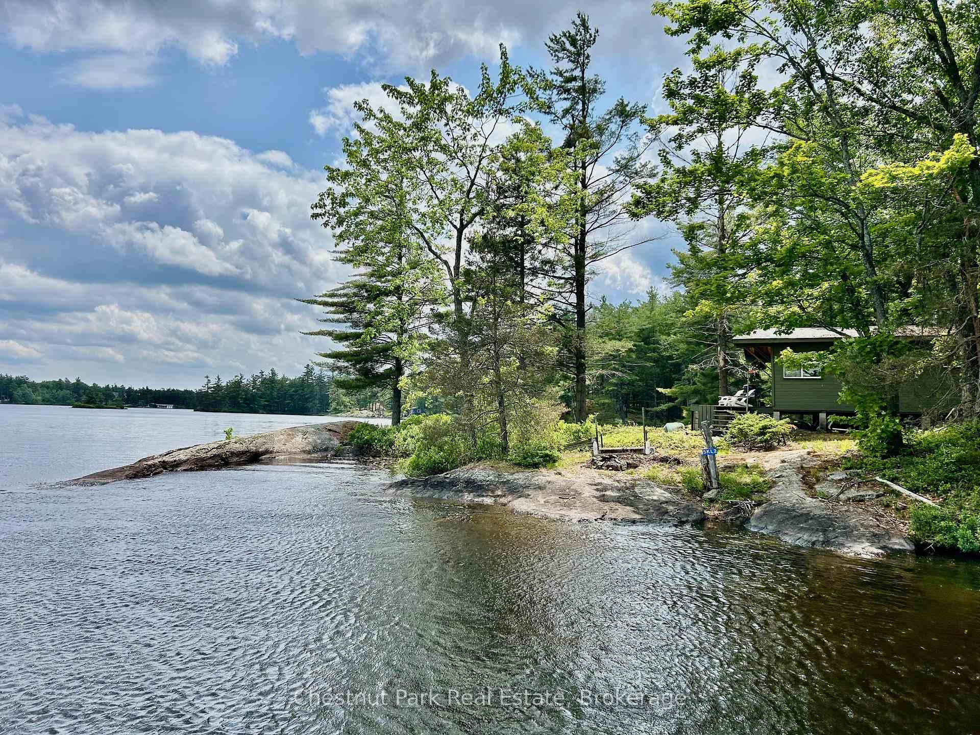 2 Island 5KL Part 2 Burnt Island, Gravenhurst, ON P0E 1G0, Gravenhurst — photo 1