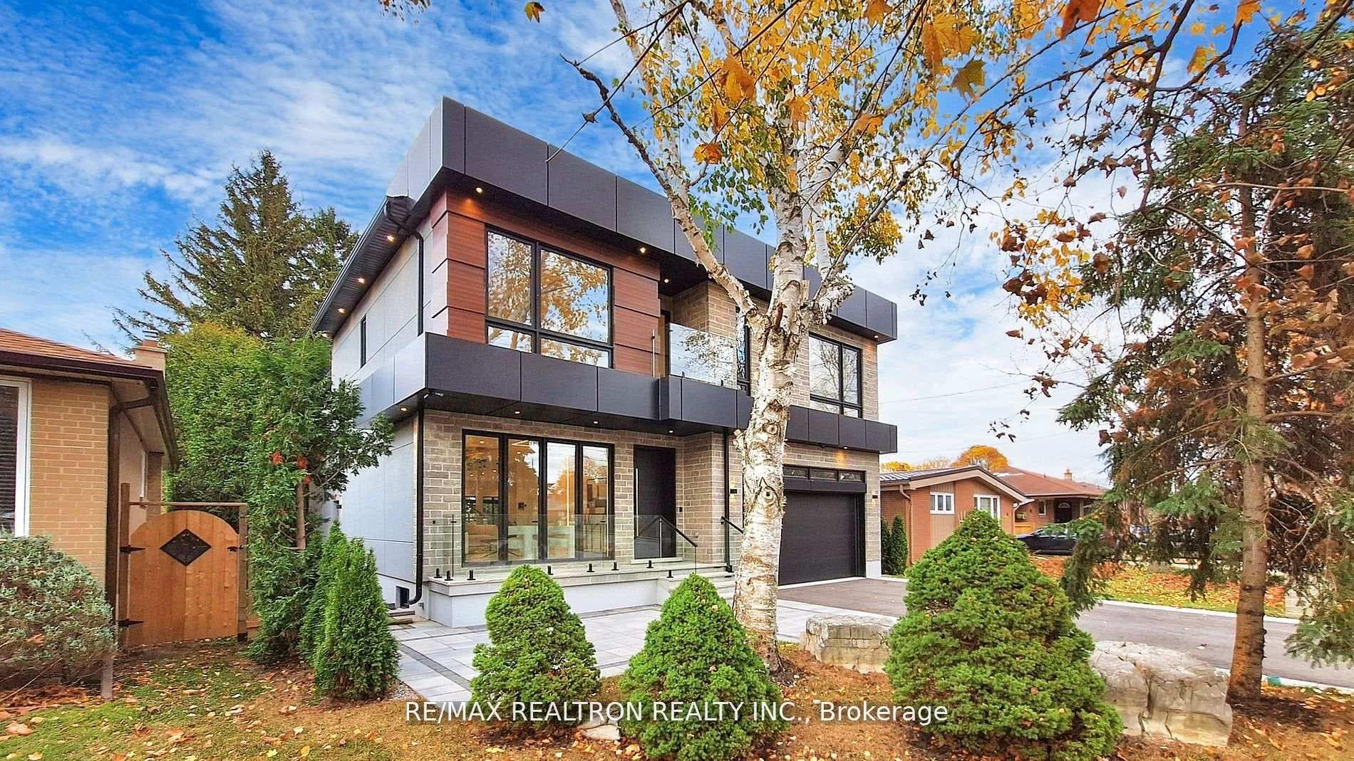 84 Murray Drive, Aurora, ON L4G 2C3, Aurora — photo 1