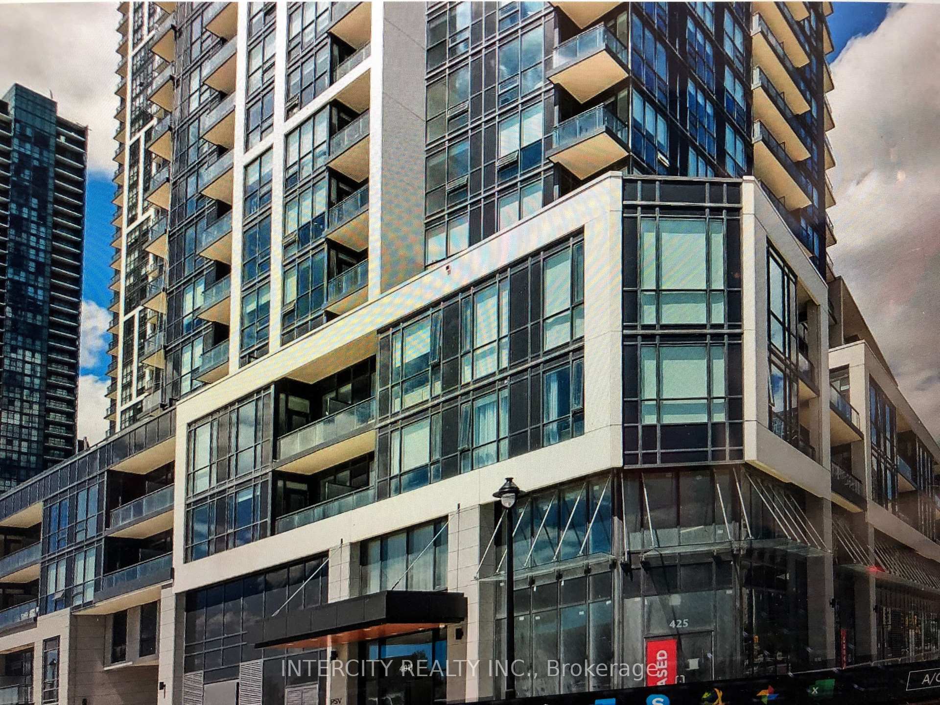 4011 Brickstone Mews 4202, Mississauga, ON L5B 0G3, Mississauga — photo 1