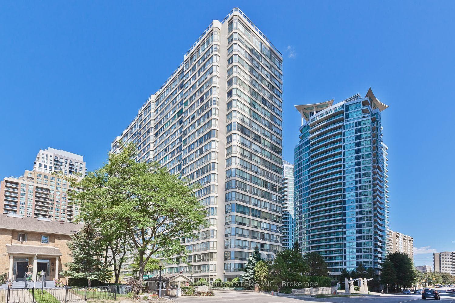 55 Elm Drive 1214, Mississauga, ON L5B 3Z3