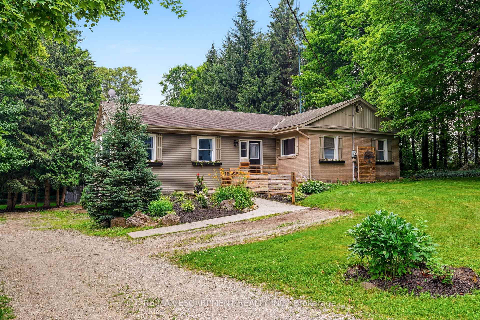 318 10th Concession Road E, Hamilton, ON L8B 1H6, Hamilton — photo 1