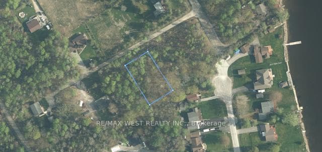 8 Crescent Drive, Tay, ON L0K 2A0, Tay — photo 1