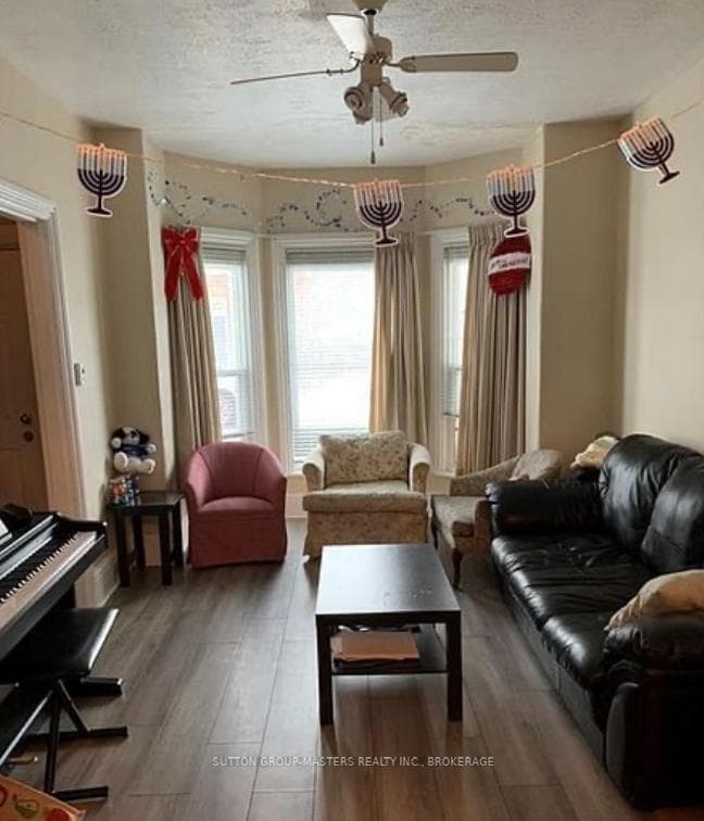 378 Barrie Street, Kingston, ON K7K 3T4