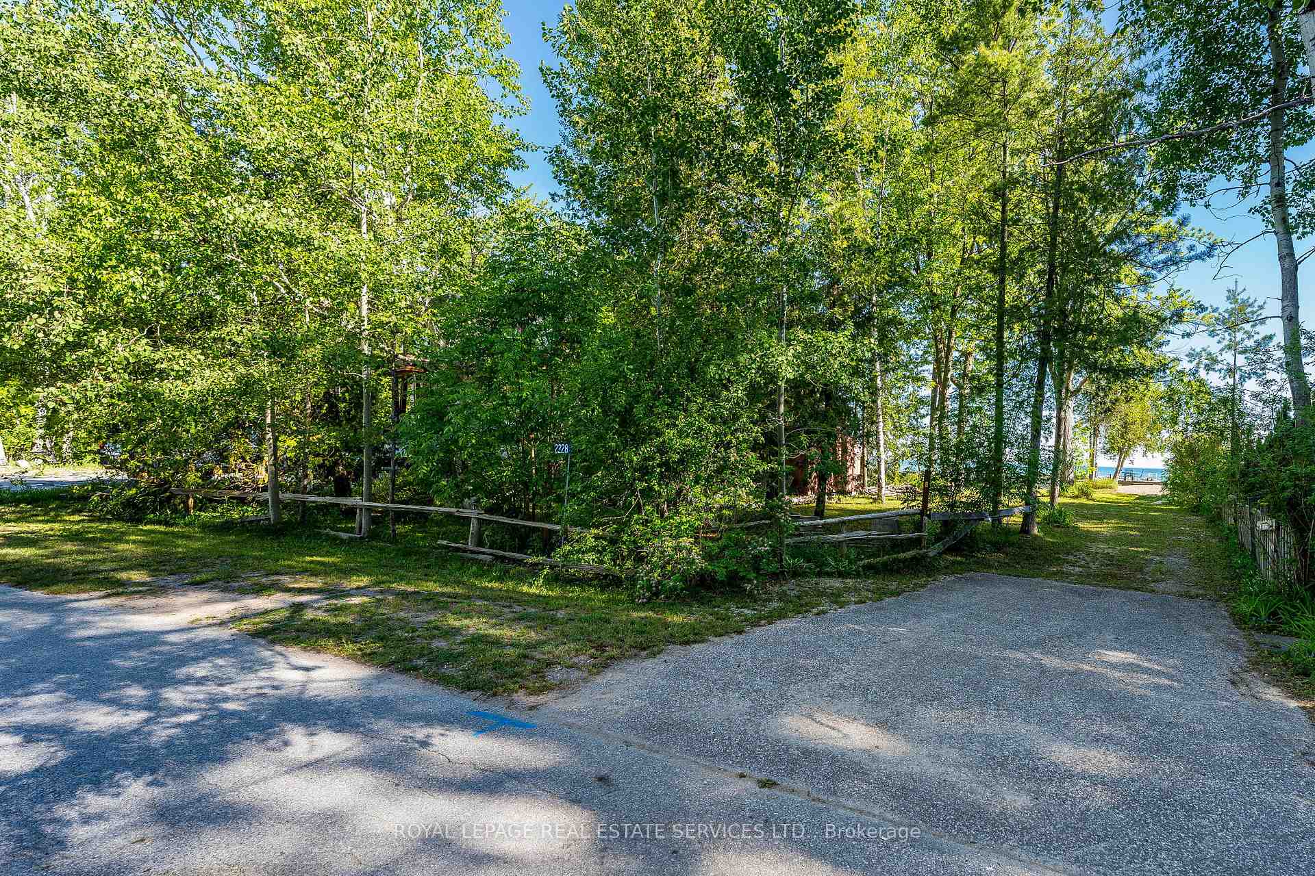 2228 Shore Lane, Wasaga Beach, ON L9Z 2X6, Wasaga Beach — photo 1