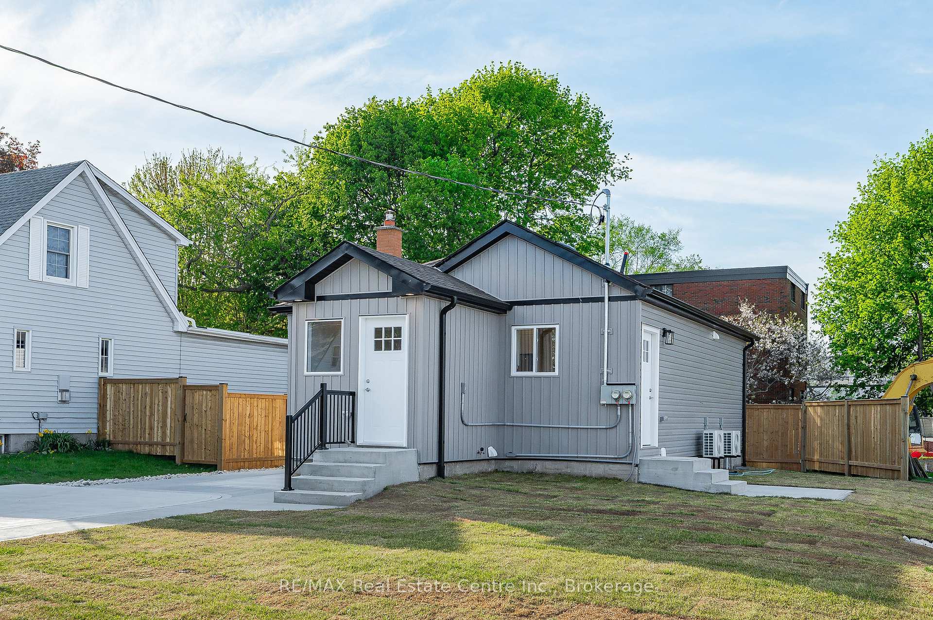 1180 Union Street, Kitchener, ON N2H 6K2, Kitchener — photo 1