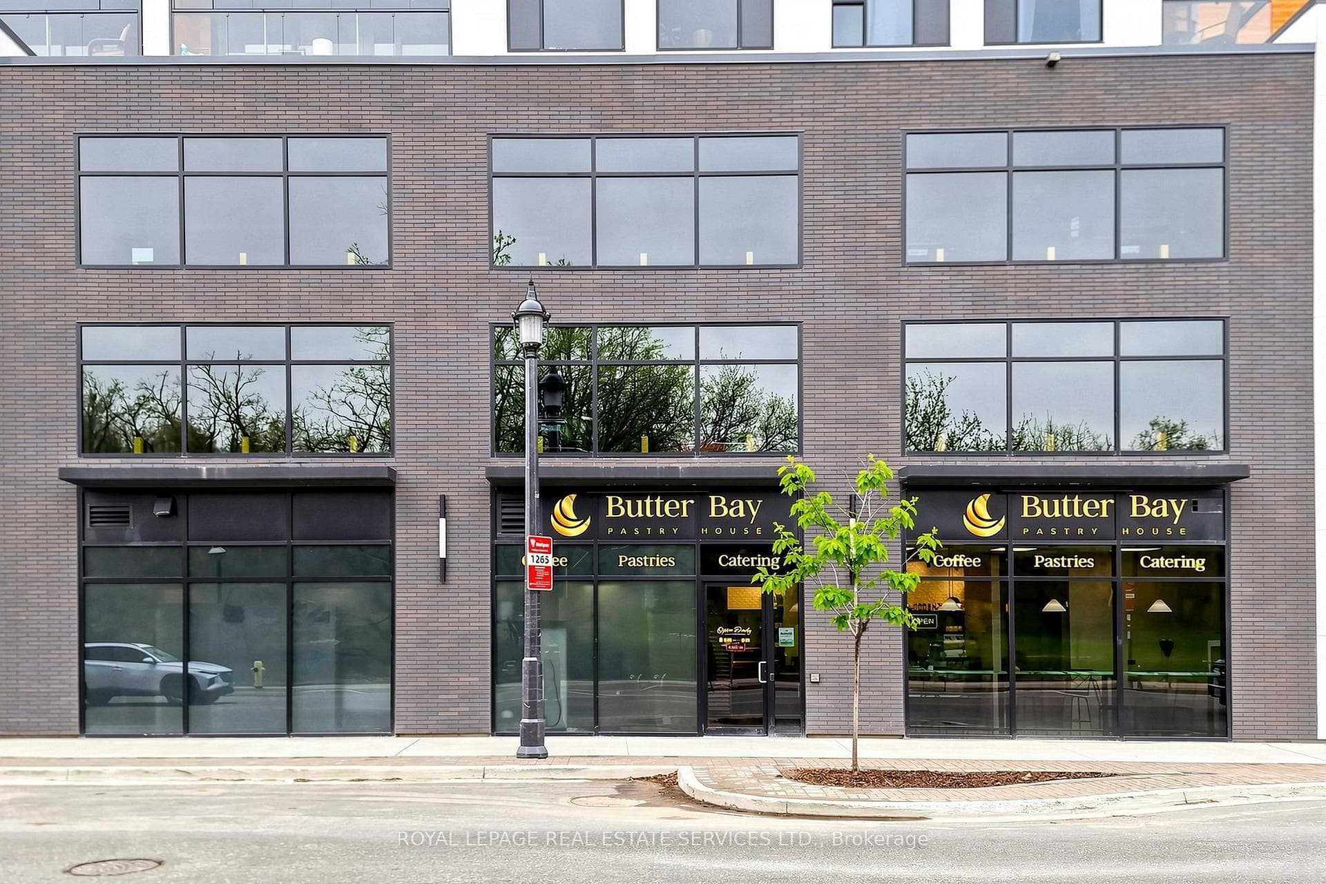 185 Dunlop Street E C3, Barrie, ON L4M 0L7, Barrie — photo 1