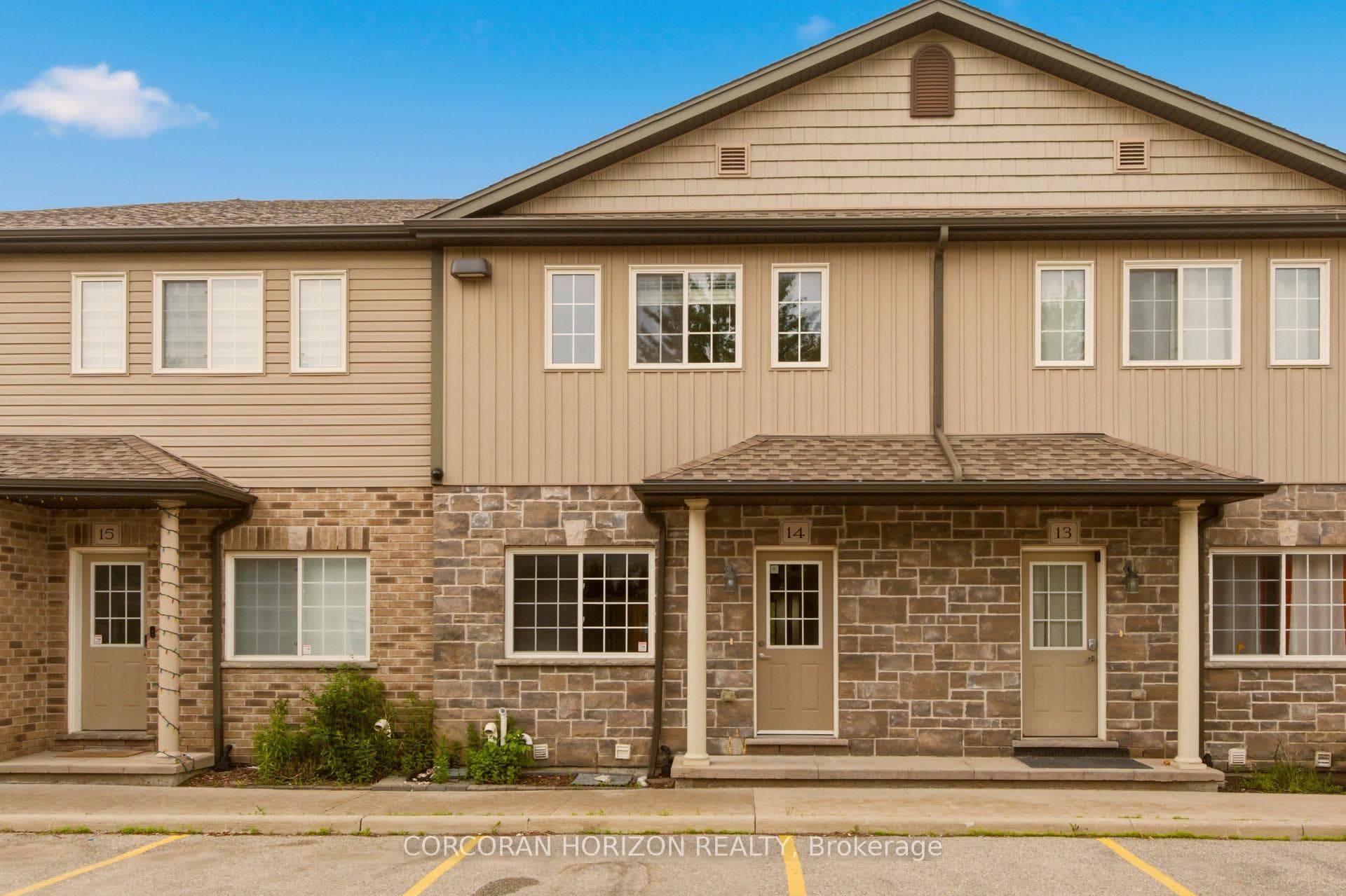 1180 Countrystone Drive 14, Kitchener, ON N2N 0B9, Kitchener — photo 1