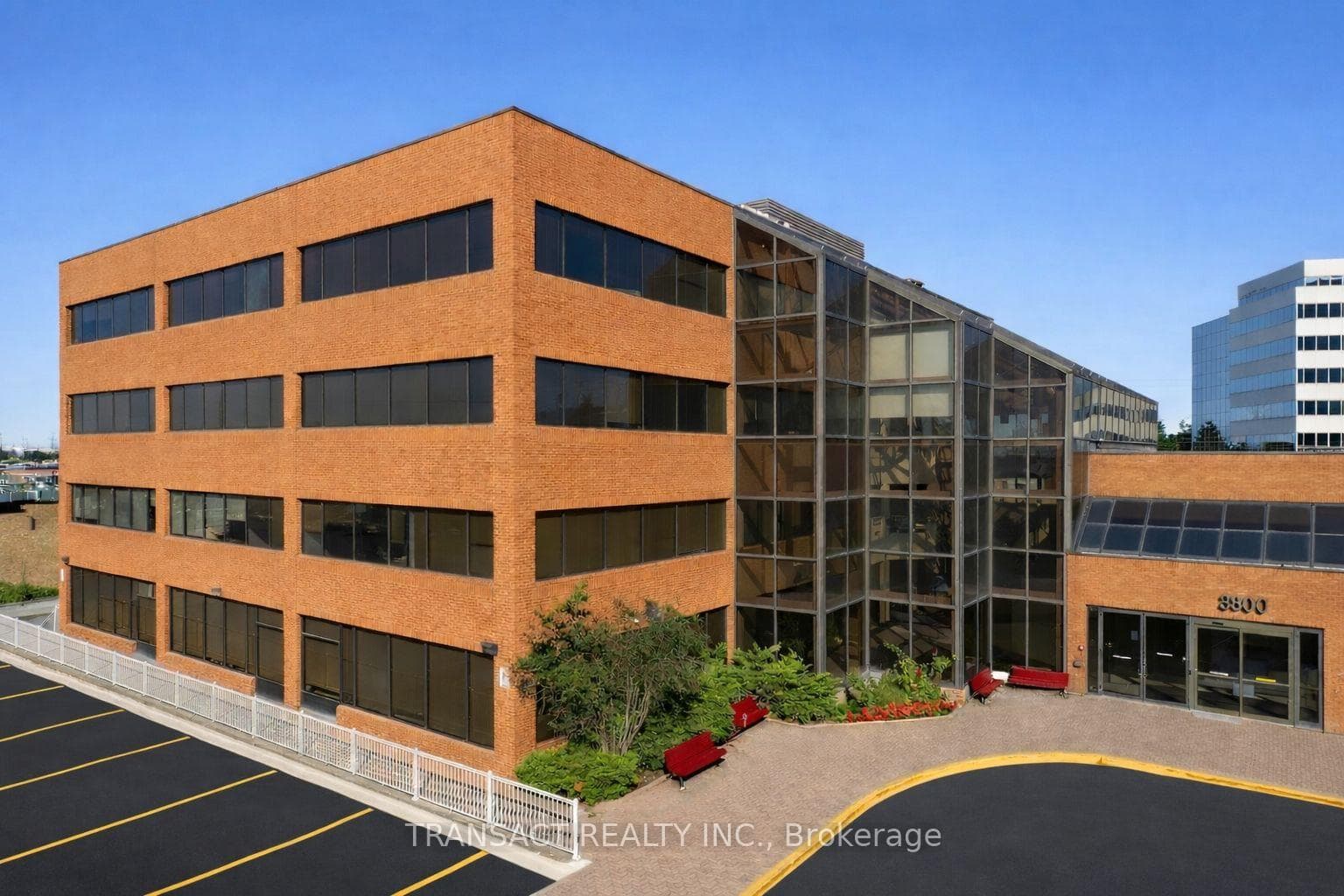 3800 Steeles Avenue W 303W, Vaughan, ON L4L 4G9, Vaughan — photo 1