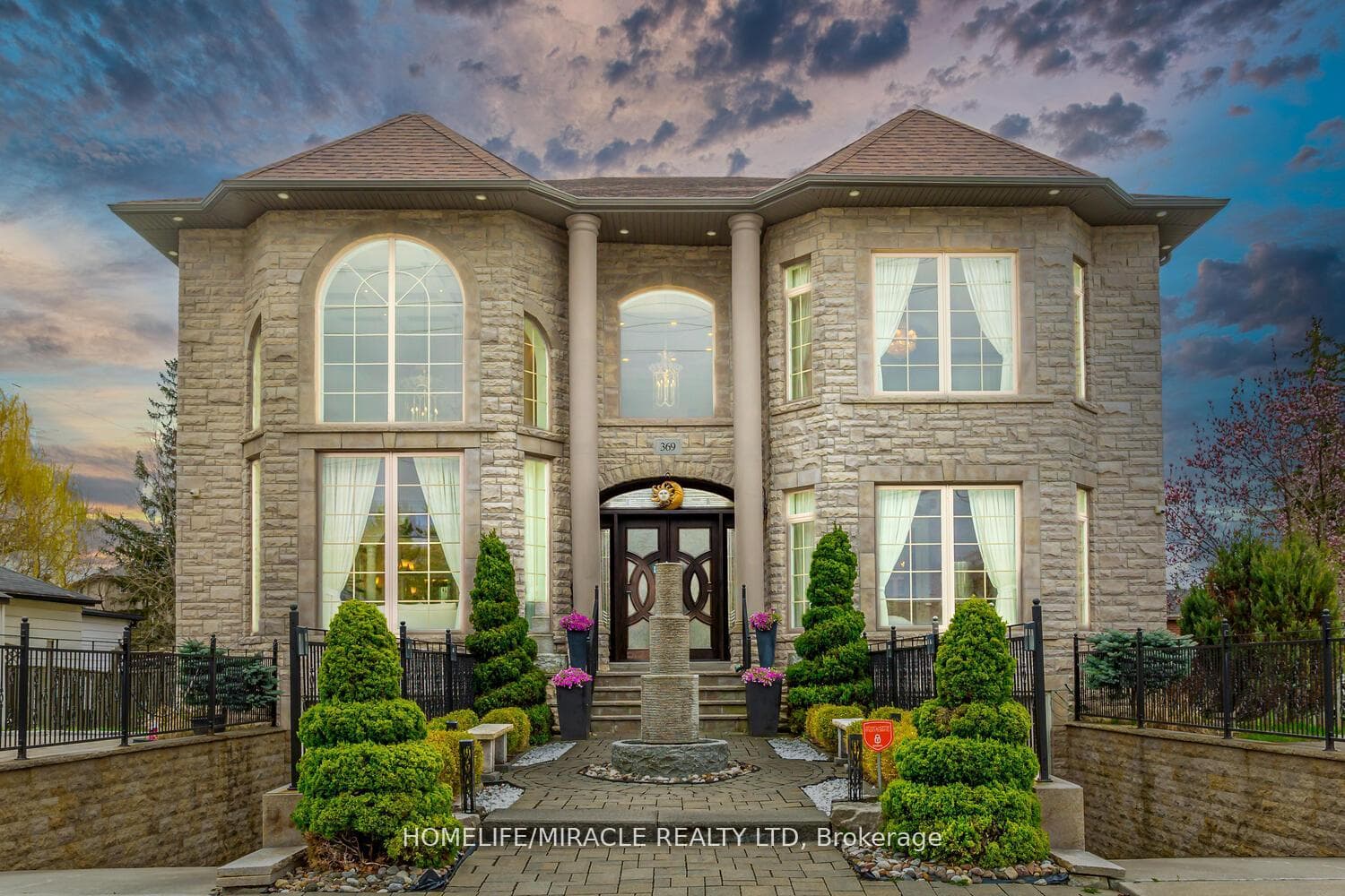 369 Toynevale Road, Pickering, ON L1W 2G9, Pickering — photo 1