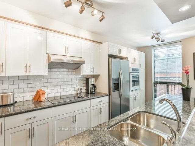 30 Church Street 803, Toronto, ON M5E 1S7, Toronto C08 — photo 1