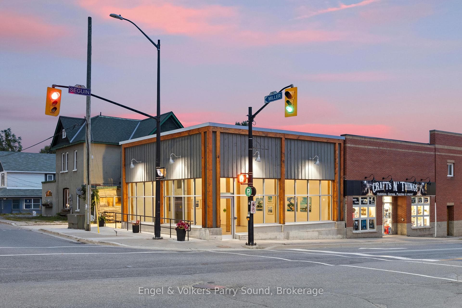 17 Seguin Street, Parry Sound, ON P2A 1A9, Parry Sound — photo 1