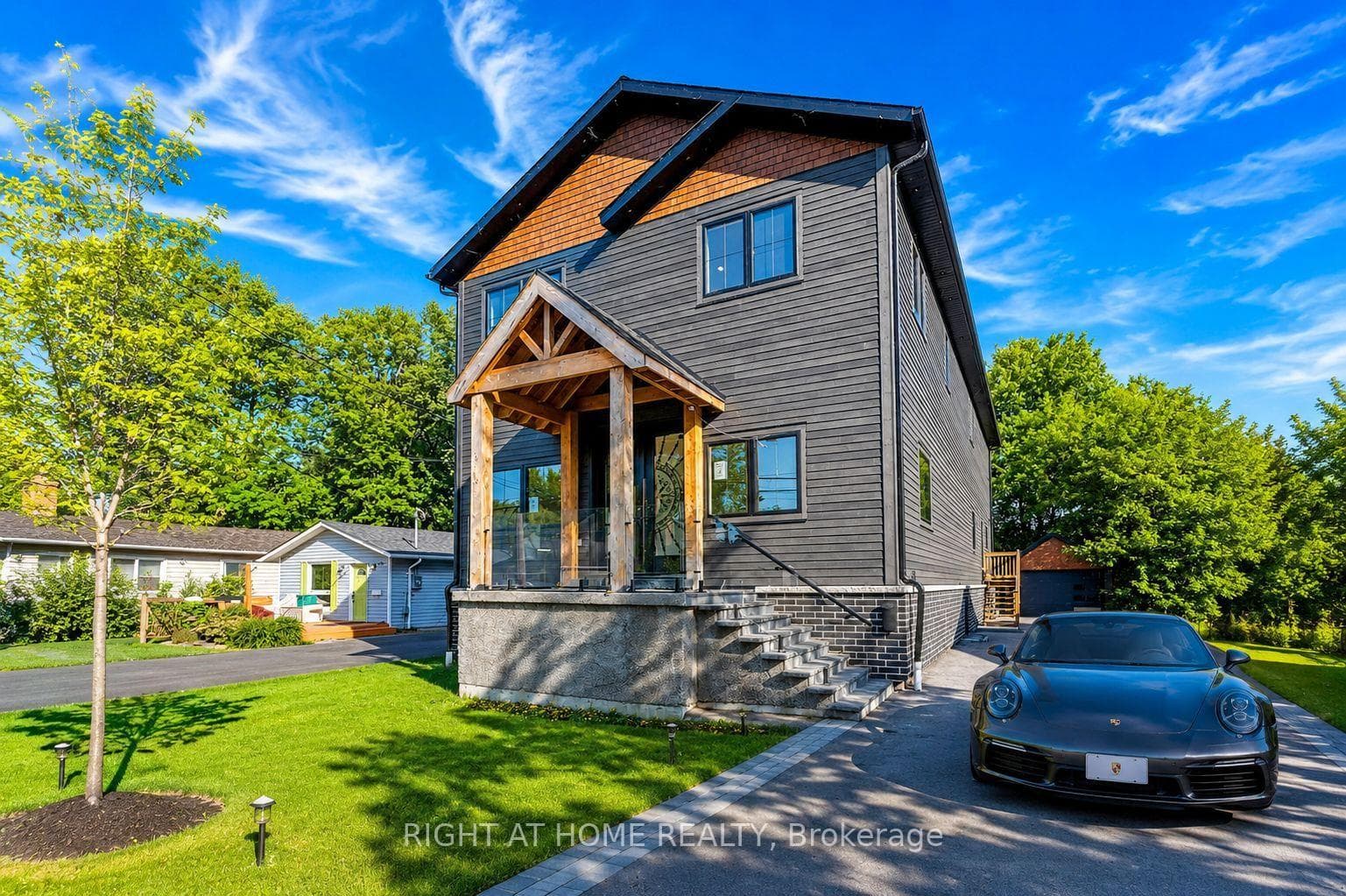 215 Bayview Avenue, Georgina, ON L4P 2T3, Georgina — photo 1
