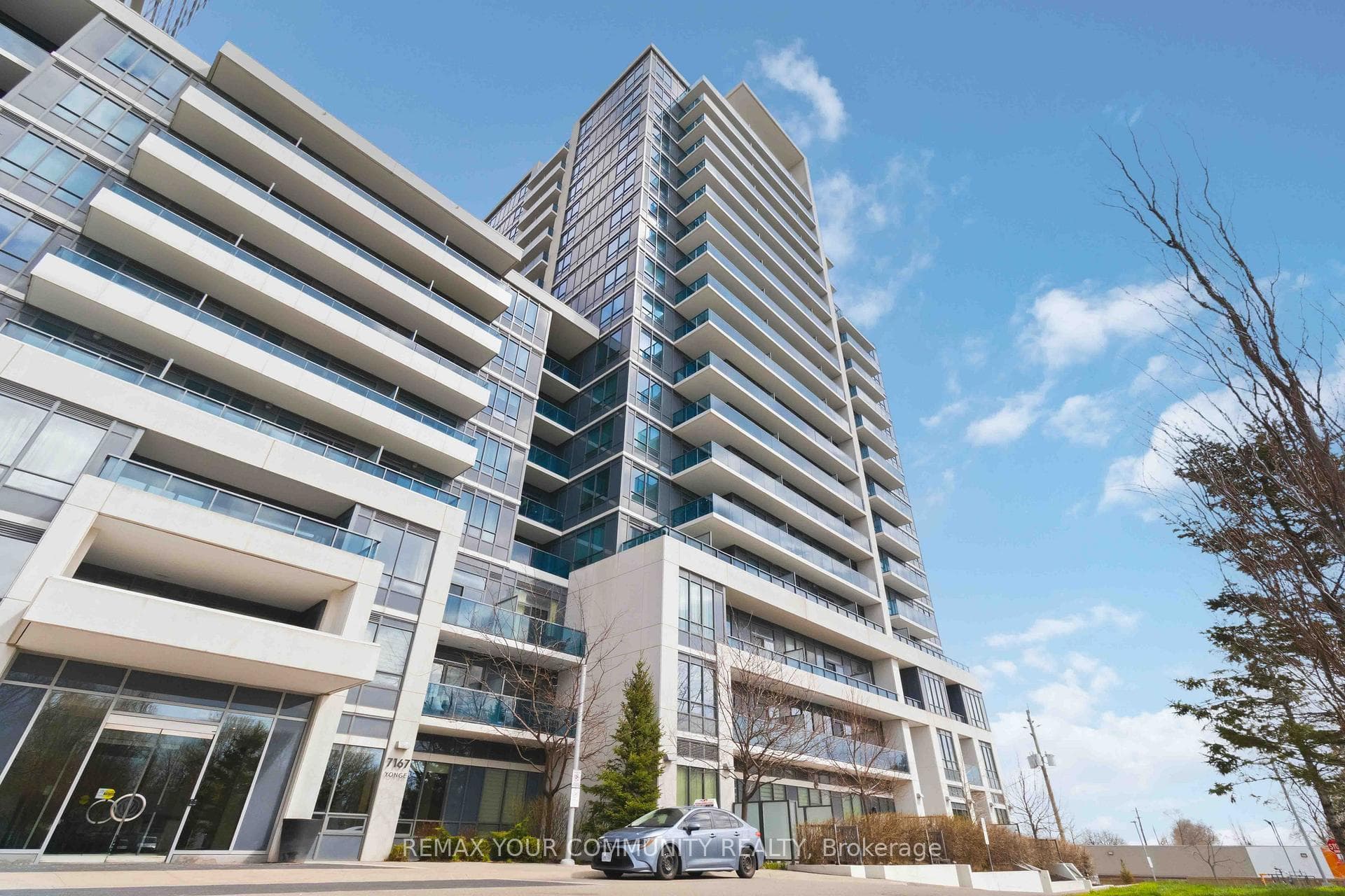 7167 Yonge Street 418, Markham, ON L3T 0E1, Markham — photo 1
