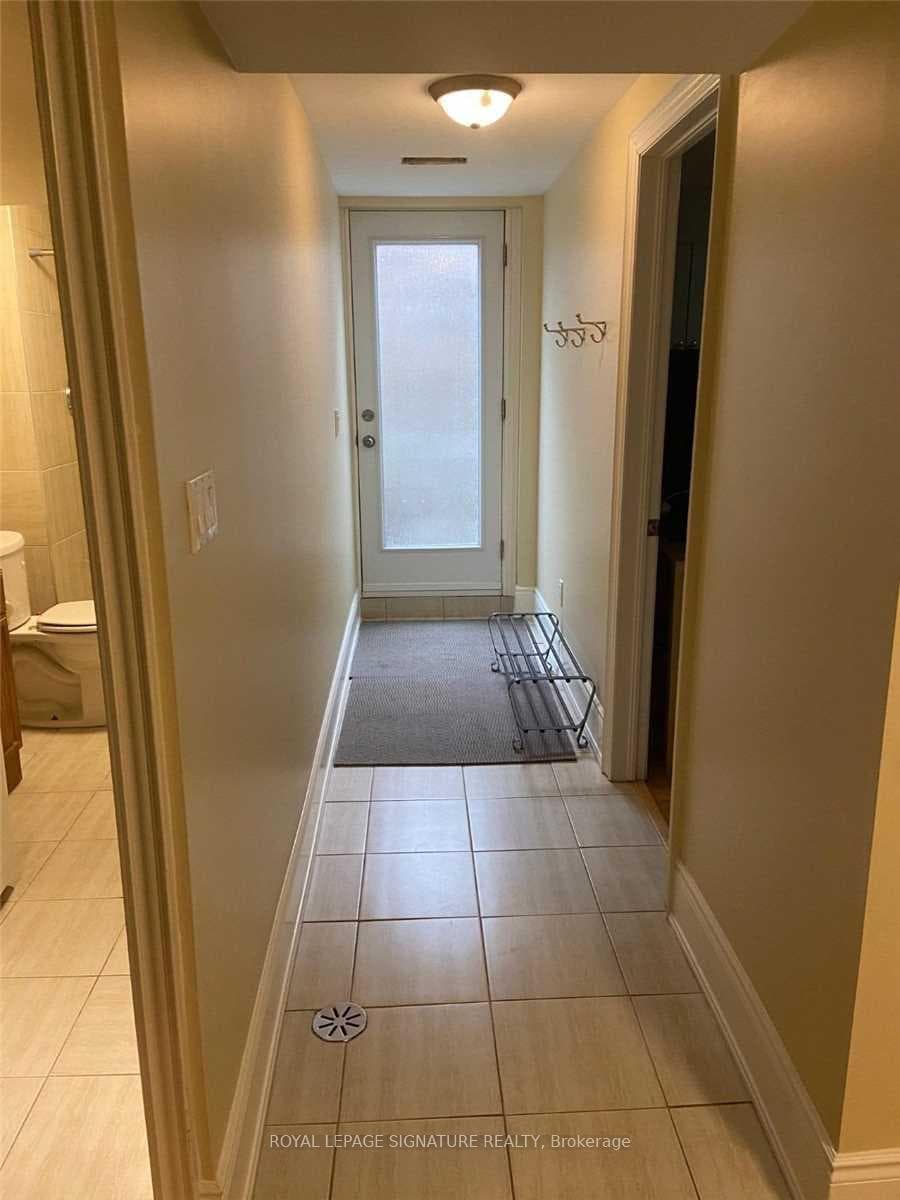 41 Kimbermount Drive Lower, Toronto, ON M1T 2Y1, Toronto E05 — photo 1