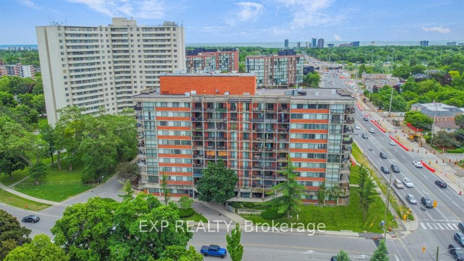 2200 Sherobee Road 307, Mississauga, ON L5A 3Y3, Mississauga — photo 1