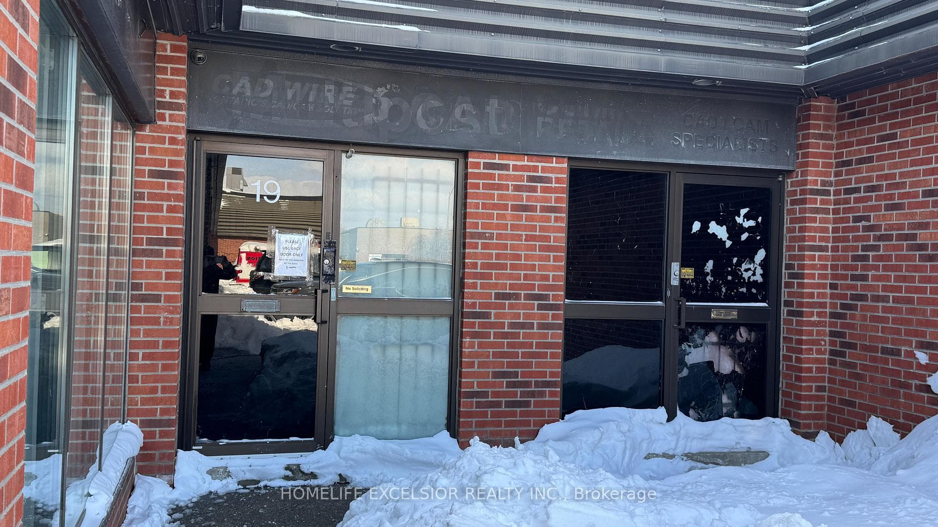 825 Denison Street 19, Markham, ON L3R 5E4, Markham — photo 1