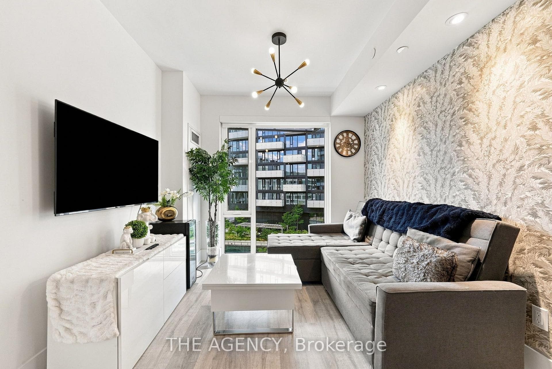 470 Front Street 907, Toronto, ON M5V 0V6, Toronto C01 — photo 1