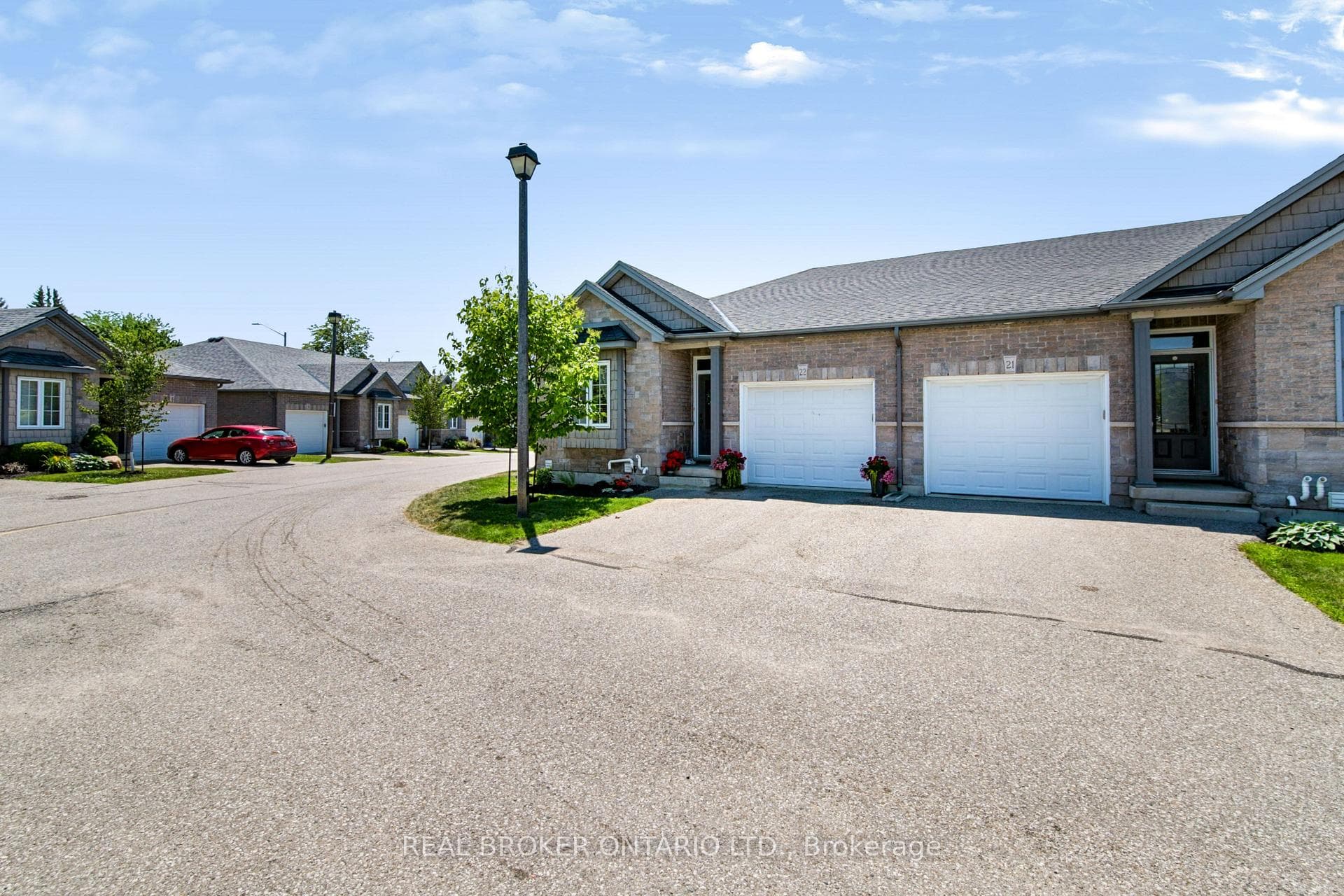 22-244 Dundas Street, Brant, ON N3L 0B4, Brant — photo 1