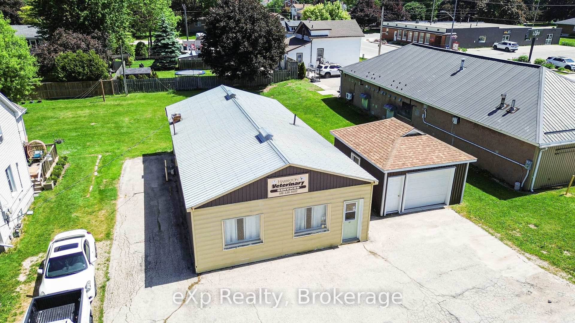 10 Queen Street N, Minto, ON N0G 1Z0, Minto — photo 1