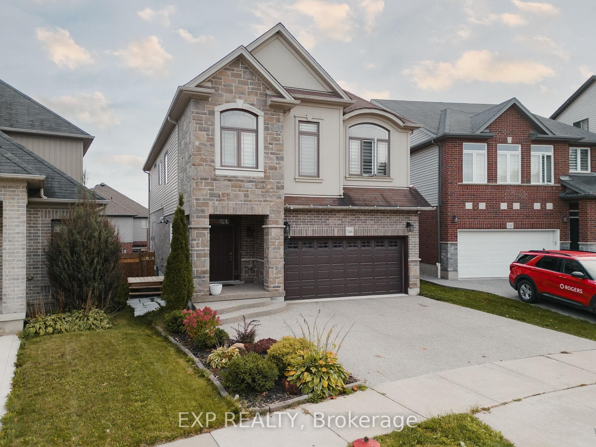 346 Moorlands Crescent, Kitchener, ON N2P 0C5, Kitchener — photo 1