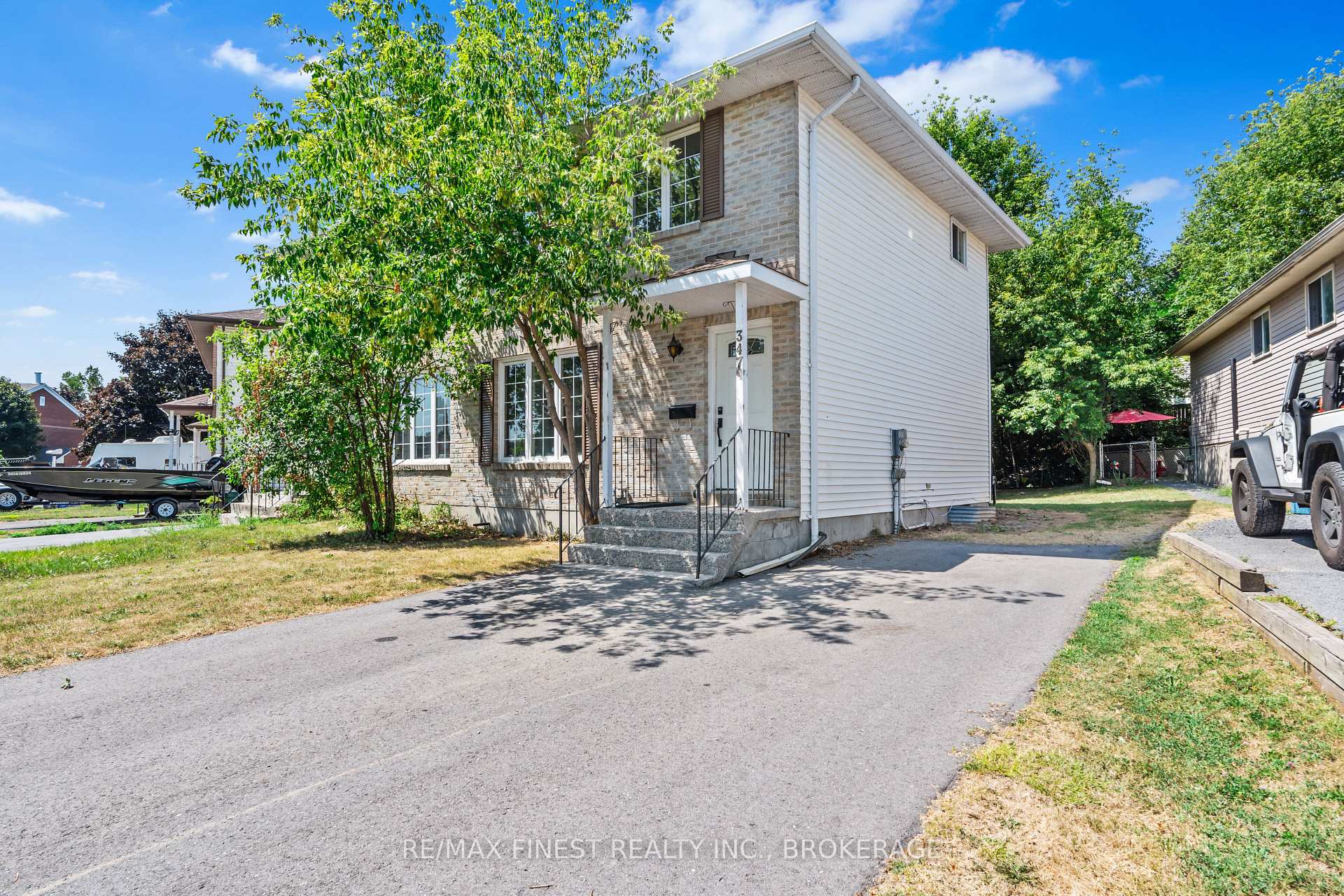 347 Kingsdale Avenue, Kingston, ON K7M 7Z1, Kingston — photo 1