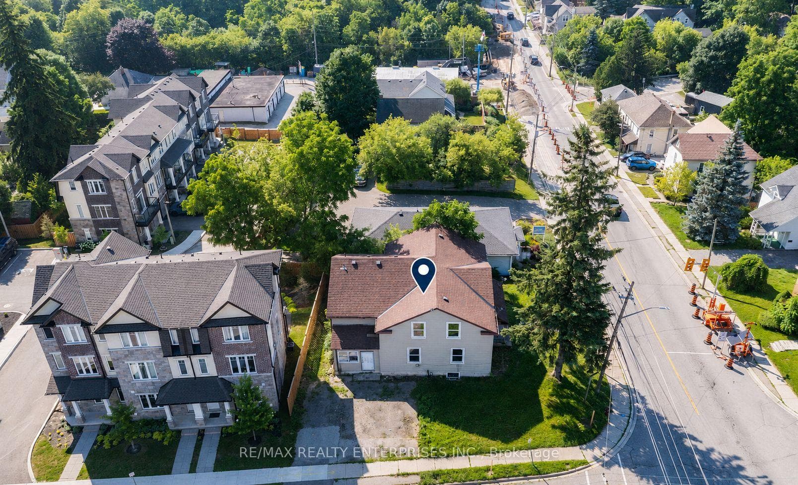 29 MAIN Street S 27A, Halton Hills, ON L7J 1X4, Halton Hills — photo 1