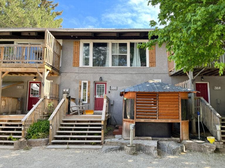 190-192-194 Tyrolean Lane, Blue Mountains, ON L9Y 0N4, Blue Mountains — photo 1
