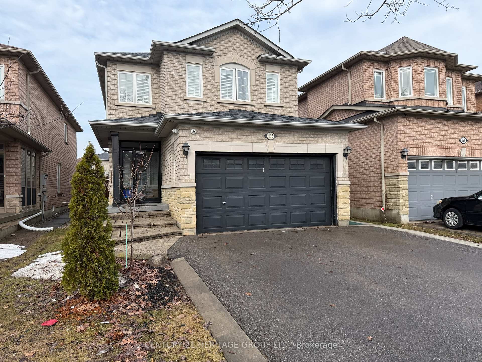 118 Sunridge Street, Richmond Hill, ON L4E 3Z2, Richmond Hill — photo 1