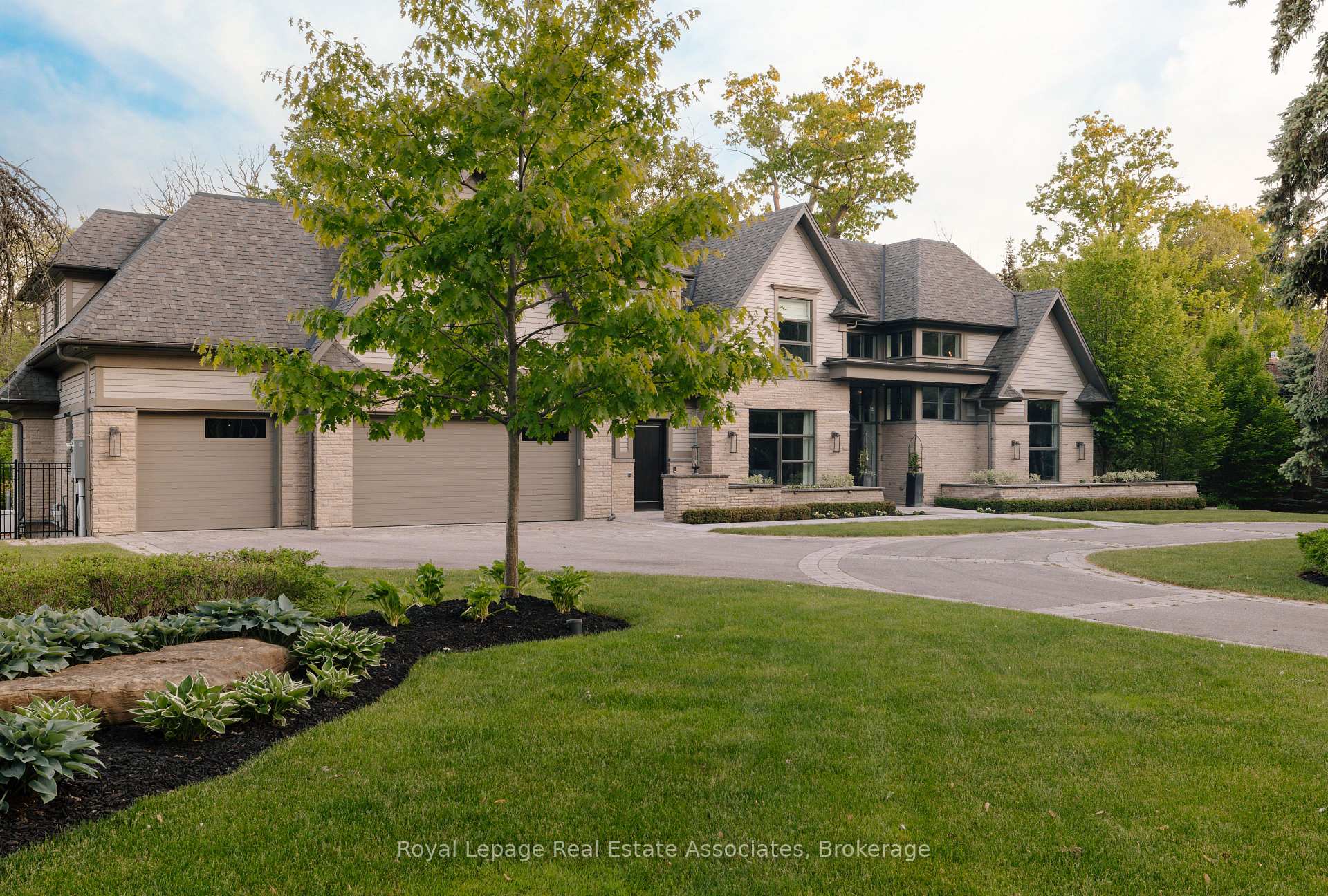 1412 Birchwood Drive, Mississauga, ON L5J 1T2, Mississauga — photo 1