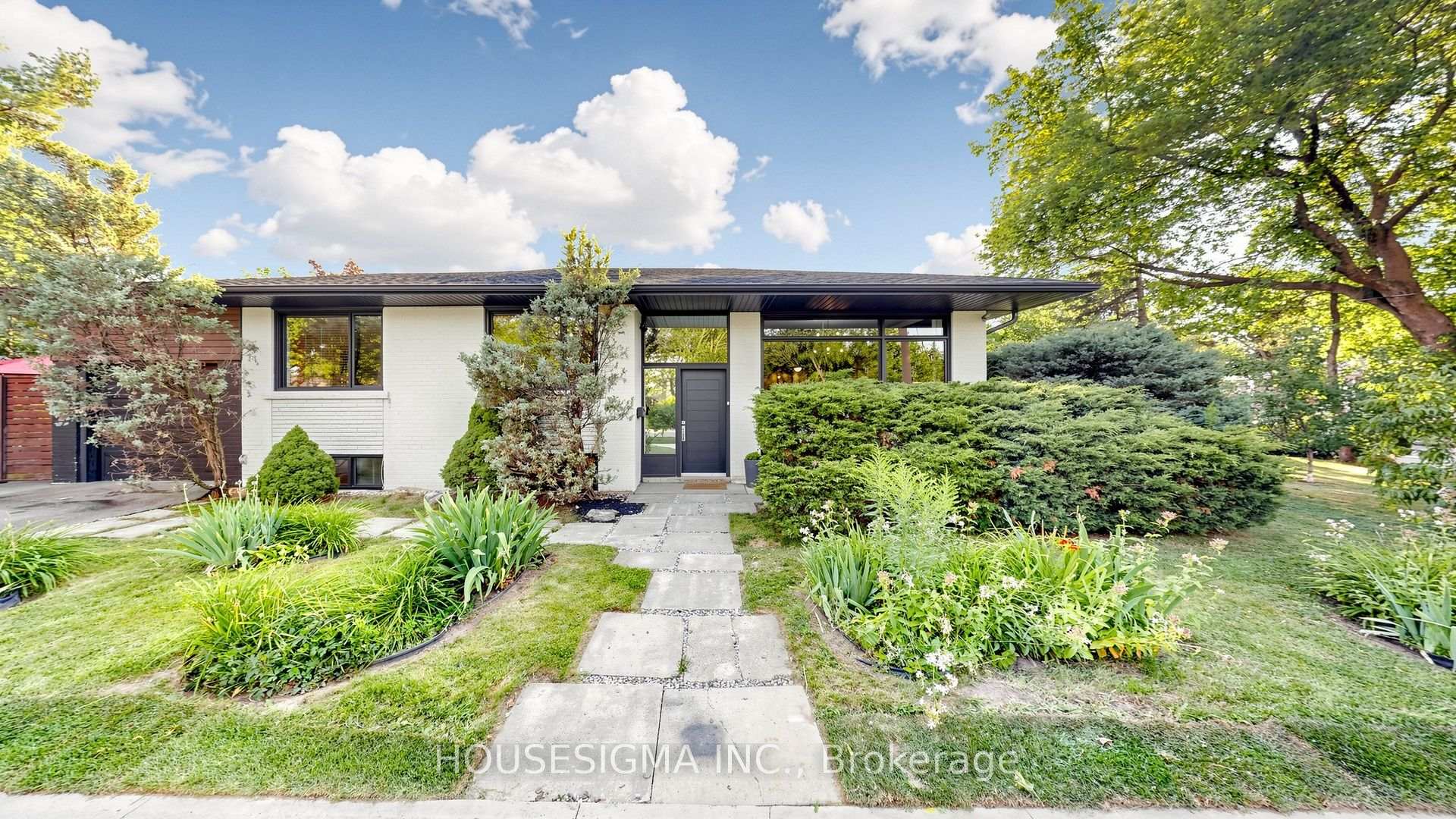6 Koos Road, Toronto, ON M9C 1W3, Toronto W08 — photo 1